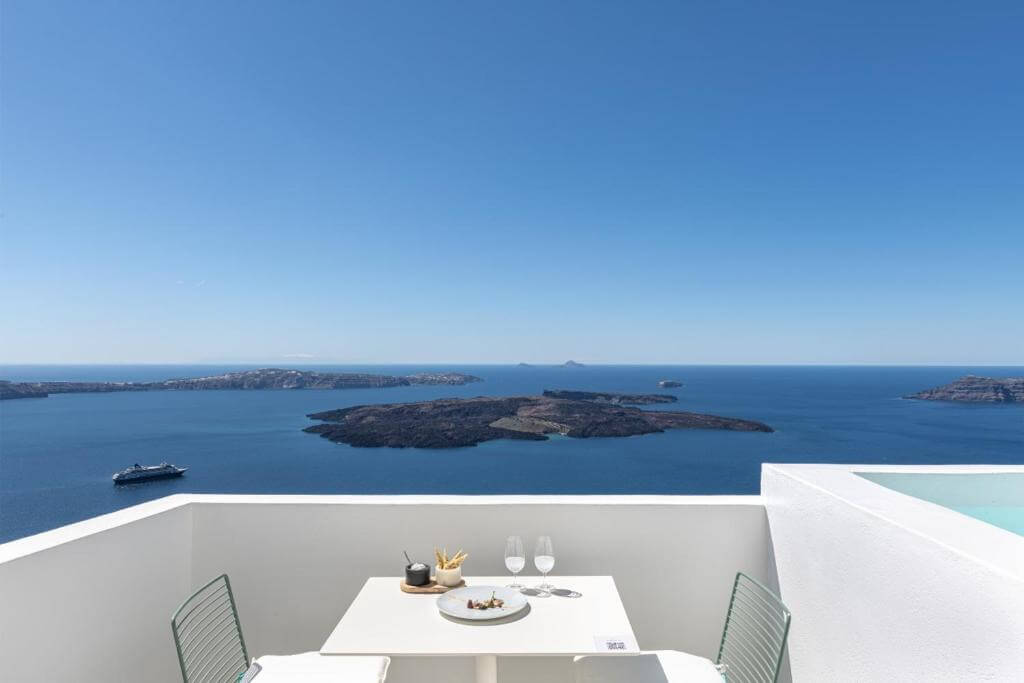 akra suites & spa santorin