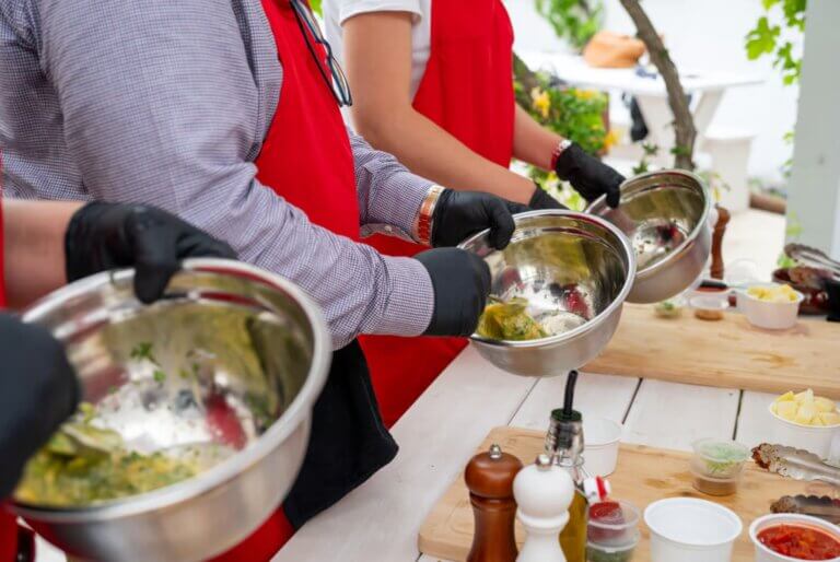 Réservation d'activités 2 Cours de cuisine avec déjeuner et dégustation de vin